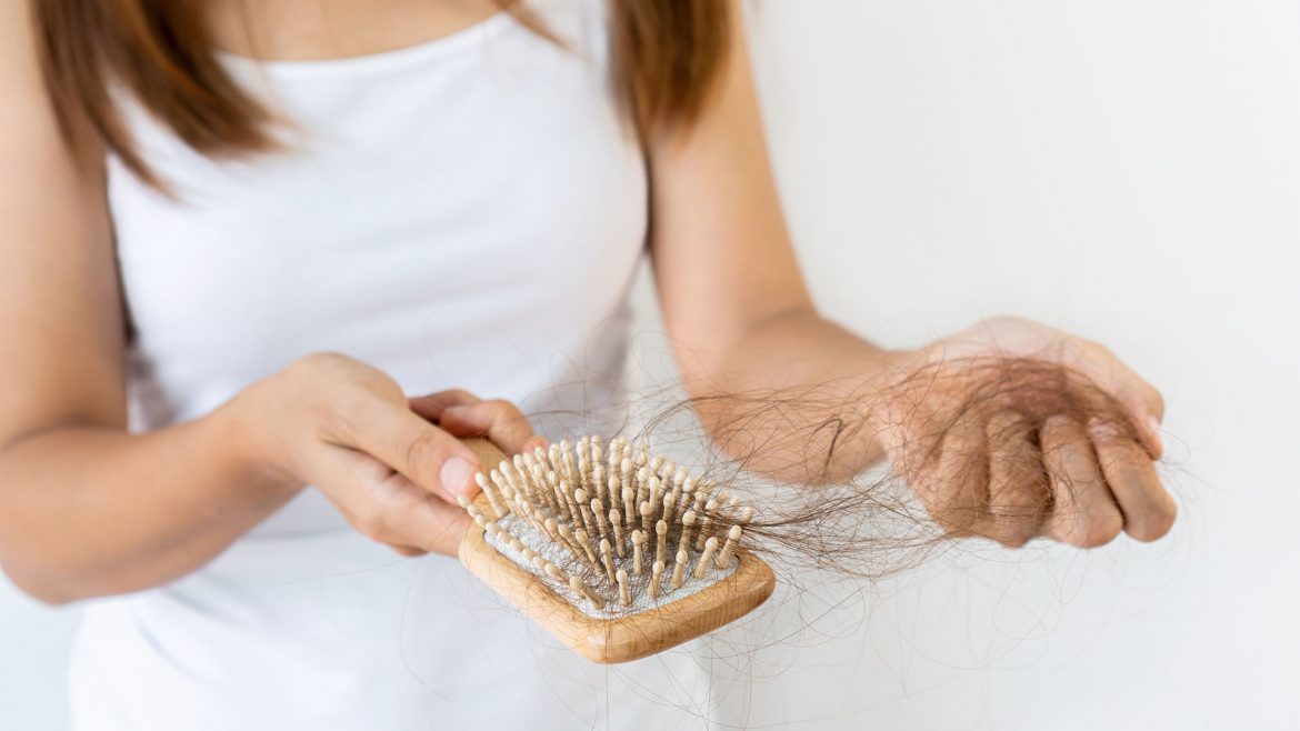 Fallen hair on comb