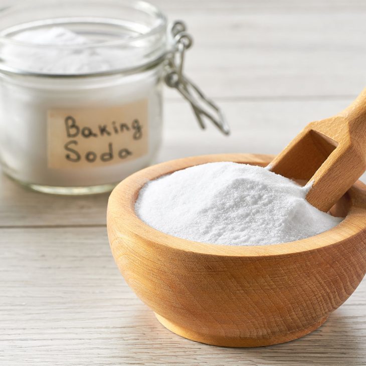 Baking soda paste for feet